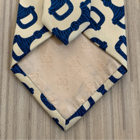Authentic Gucci Silk Tie in Off White & Royal Blue - Picture 5 of 6